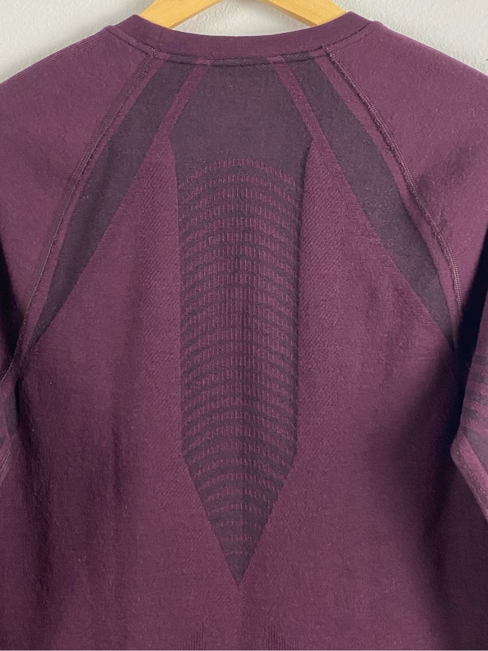 Smartwool Intraknit Active Base Layer Long Sleeve Top | Eggplant/Black - Picture 5 of 16